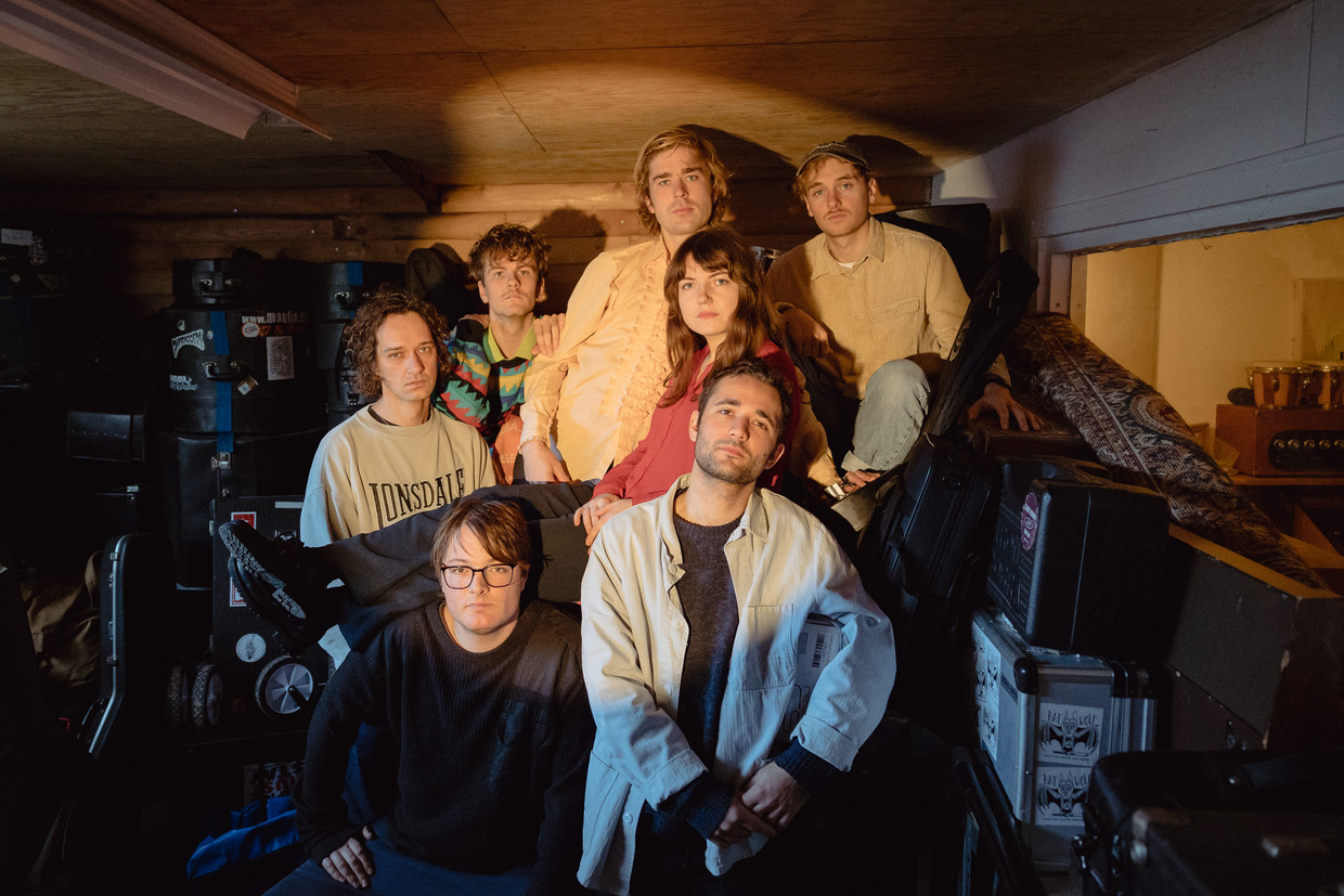 Dutch band Personal Trainer heads to showcase festival South by Southwest (SXSW) in Austin, Texas.  Statue of Morton Delobal