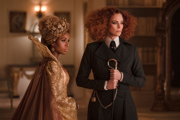 La scuola del bene e del male (2022).  Guarda Helen Sloan / Netflix © 2022