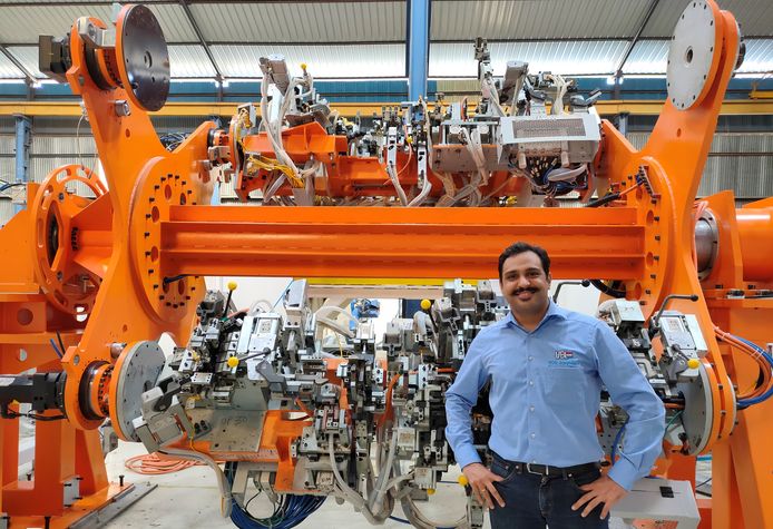 Manager Dushyant Habbu van VDL Pinnacle Engineering in India.