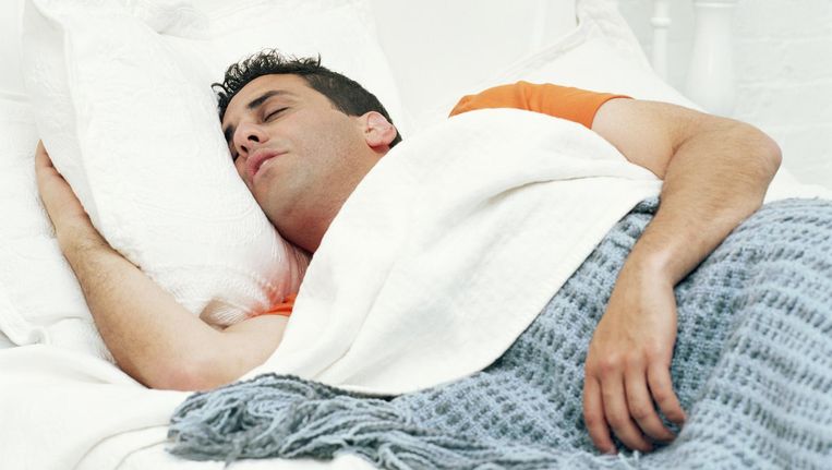 De vaststelling dat mannen misschien écht zieker worden van een griep- of verkoudheidsvirus, ligt onder vuur. Beeld Tom Le Goff / Thinkstock