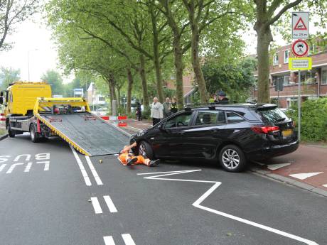 Politie gaat bekeuren bij jubilerende ‘horrorpoller’, in drie weken was het al 21 keer raak