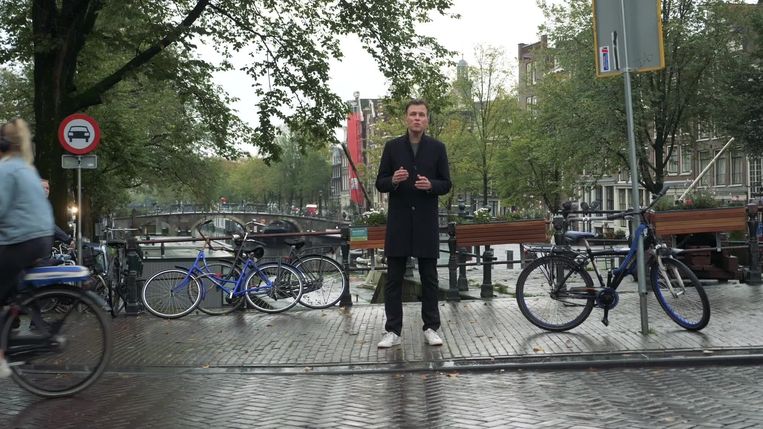 Michiel Couzy over de fietsjungle van Amsterdam. Beeld 