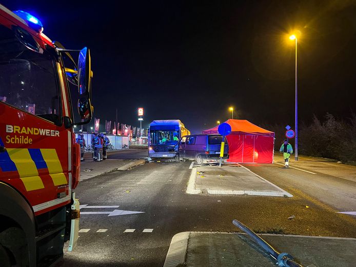 Een ongeval ter hoogte van de Hubo op de Turnhoutsebaan ke6nde een dodelijke afloop.