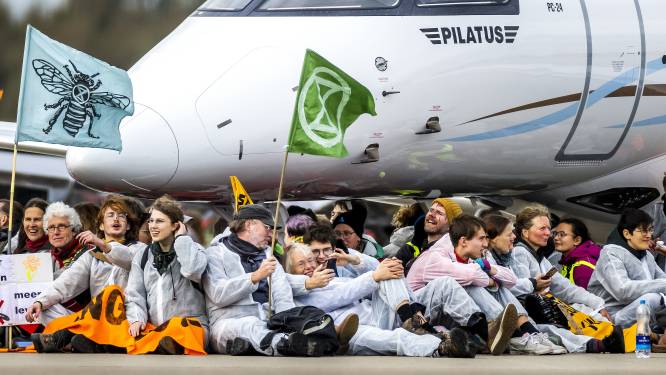 Eindhoven Airport waarschuwt reizigers voor demonstratie Extinction Rebellion