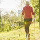 Ken je nordic walking nog? Zó goed is het voor je gezondheid
