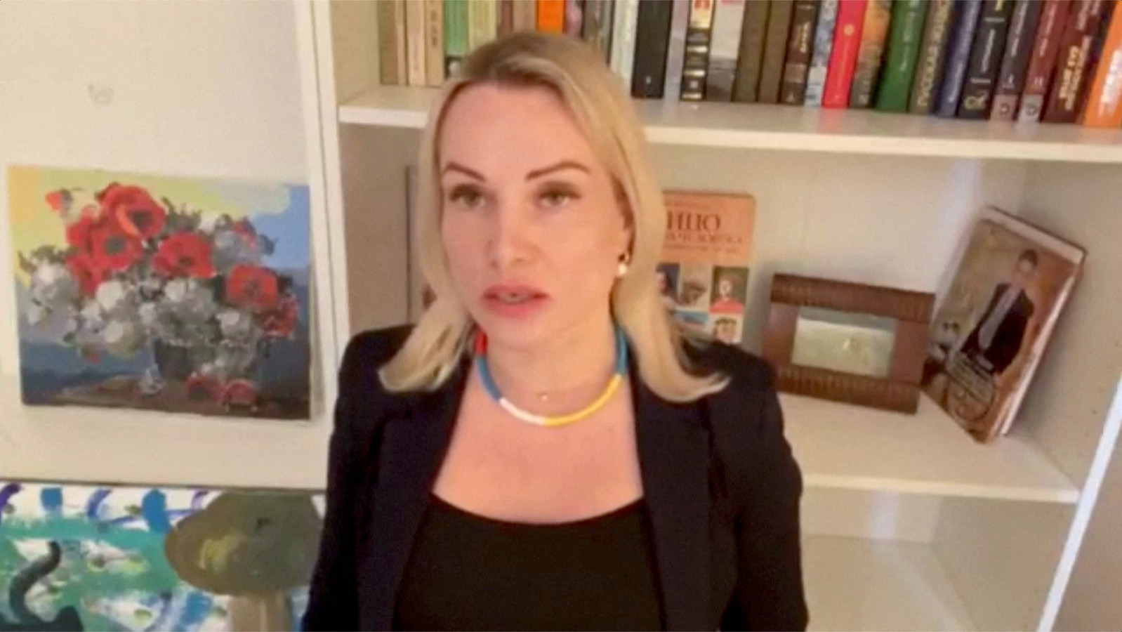 Vrouw Die Boodschap Tegen Oorlog In Oekra ne Toonde Op Russische Tv 