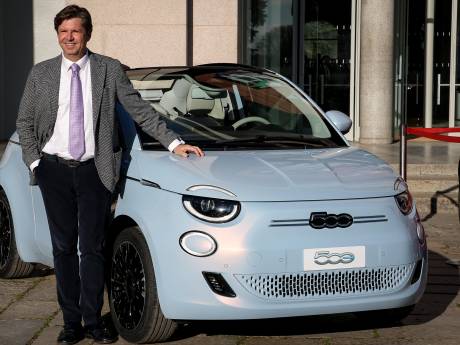 Test Fiat 500e 3 1 leuk die extra zijdeur maar veel te krap