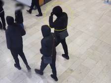 Bizarre steekpartij in druk winkelcentrum blijkt vete tussen Haagse en Delftse drillrappers