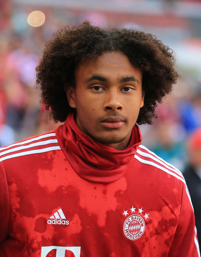 Zirkzee scoort namens Bayern in Youth League, grote zege ...