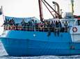 Schip met 177 migranten al twee dagen geblokkeerd voor kust van Lampedusa