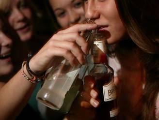 Jongeren gebruiken steeds minder alcohol, tabak en cannabis: andere middelen winnen aan populariteit