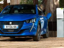 Nieuwe Peugeot 208 verrast met kwaliteit, maar maakt elektrisch rijden nog steeds duur