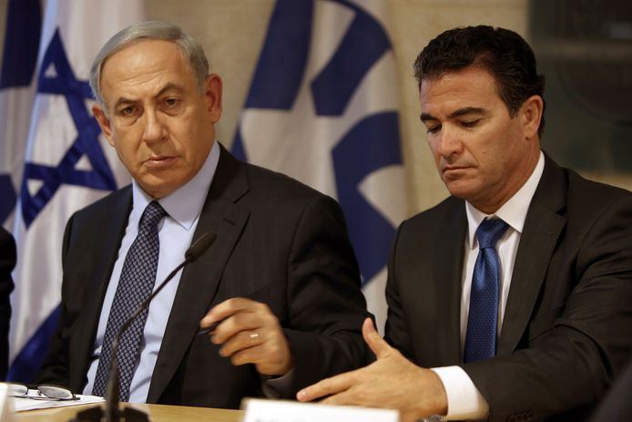 De Israëlische premier Benjamin Netanyahu met Yossi Cohen, de huidige directeur van de Mossad.