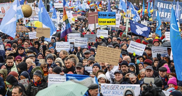 The demonstration in Berlin had gripped the German media all week.  Image Hannibal Hanschke / EPA