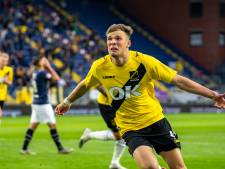 NAC loopt tonnen aan opleidingsvergoeding voor Van Hooijdonk mis