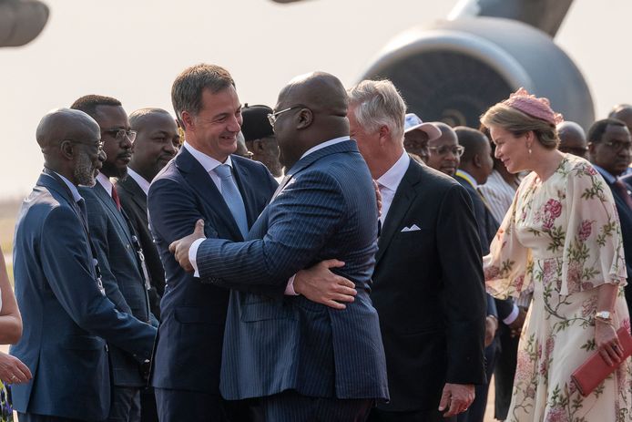 Koning Filip en koningin Mathilde krijgen royaal welkom in Congo: luidt ...