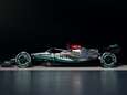 Lewis Hamilton toont bolide waarmee hij Verstappen weer van de troon wil stoten: “Het was een moeilijke periode, maar nu ga ik weer vol aanvallen”