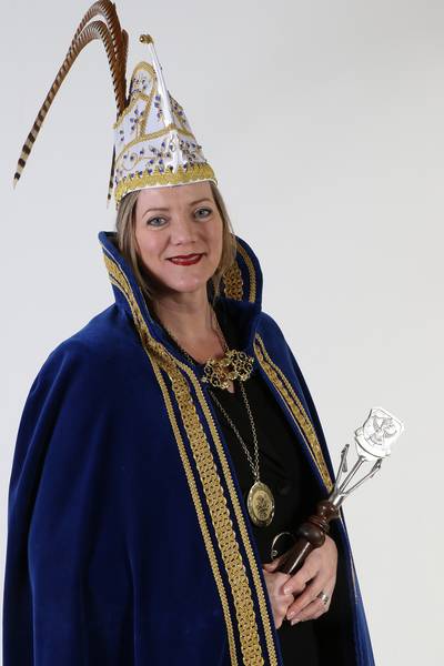 Prinses Angèle, eerste prinses van de Dorstvlegels in Vlierden