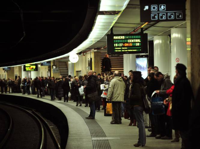 Opgelet: treinreizigers moeten op tijd komen, want deuren sluiten 30 seconden vroeger