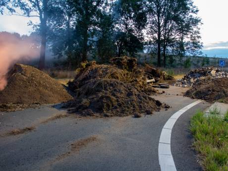 Aannemer uit Borne roept werknemers A1 terug: ‘Ja, wij zwichten voor bedreiging’