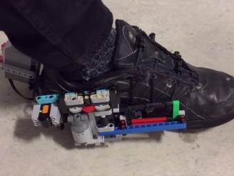 Legoknutselaar maakt schoenen met zelfstrikkende veters en ze werken nog ook