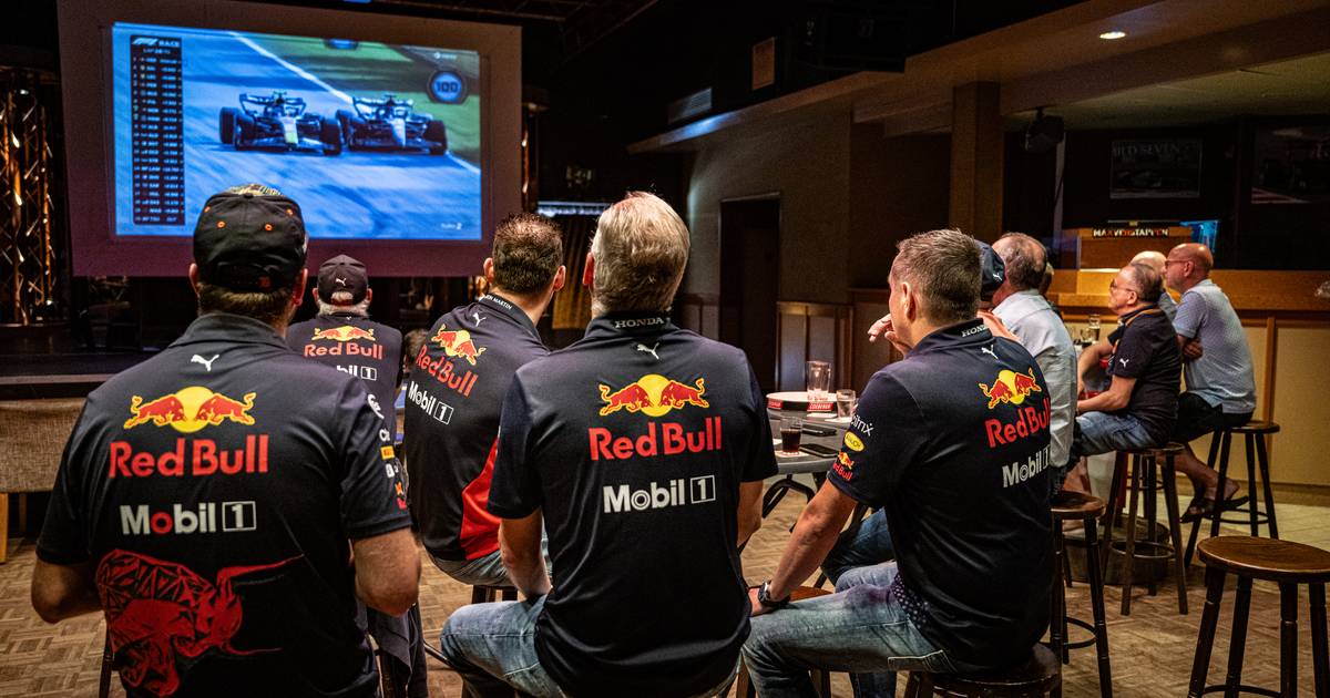 In Montfort kijken ze zonder spanning naar Verstappen: ‘Iedere week een wereldprestatie’