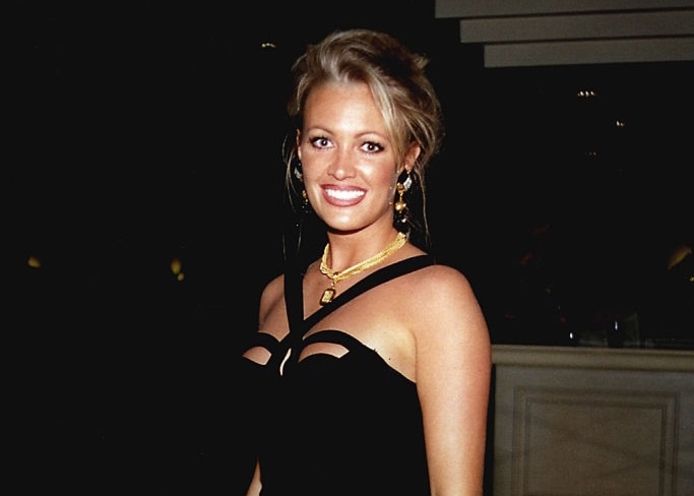 L'Américaine Shannon Marketic - Miss USA 1992 - a poursuivi le sultan en justice pour l'avoir attirée au Brunei sous de faux prétextes et l'avoir utilisée comme esclave sexuelle pendant un mois.