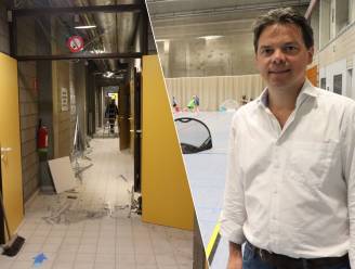 Vernieuwing sanitair sporthal De Mispelaer gestart: “Tijdelijke douches op parking, sportzaal blijft open”