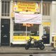 Stille strijd om de beste döner kebab in de Van Woustraat