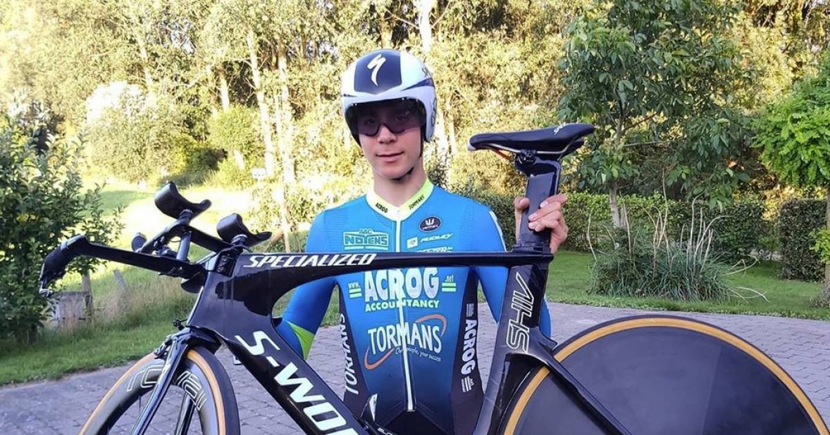 Cian Uijtdebroeks (17), een kopie van Evenepoel: "Hij brak ...
