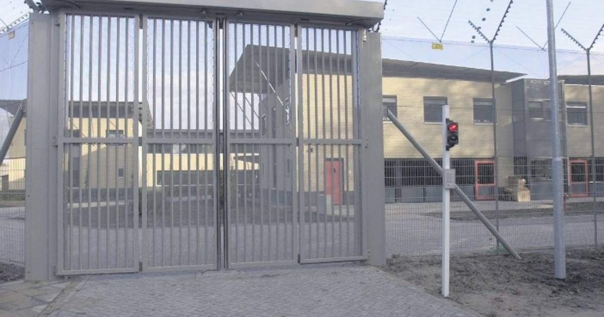 Kamer tegen sluiting jeugdgevangenissen | Achterhoek | gelderlander.nl