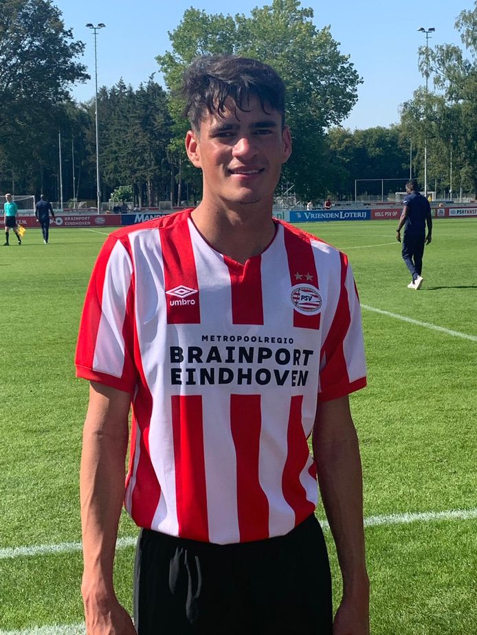 PSV onder 19 wint met Braziliaanse stagiair Luis Felipe van Sparta 31 PSV ed.nl