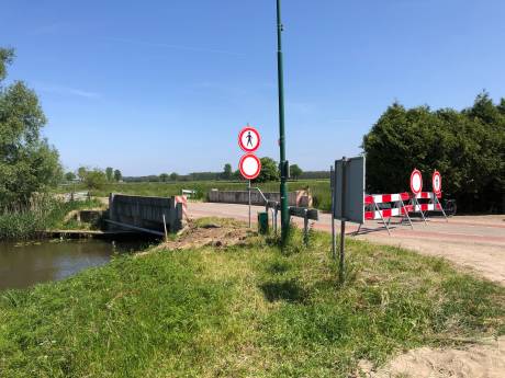 Brug over Hertogswetering in Oijenseweg tot eind augustus dicht voor alle verkeer