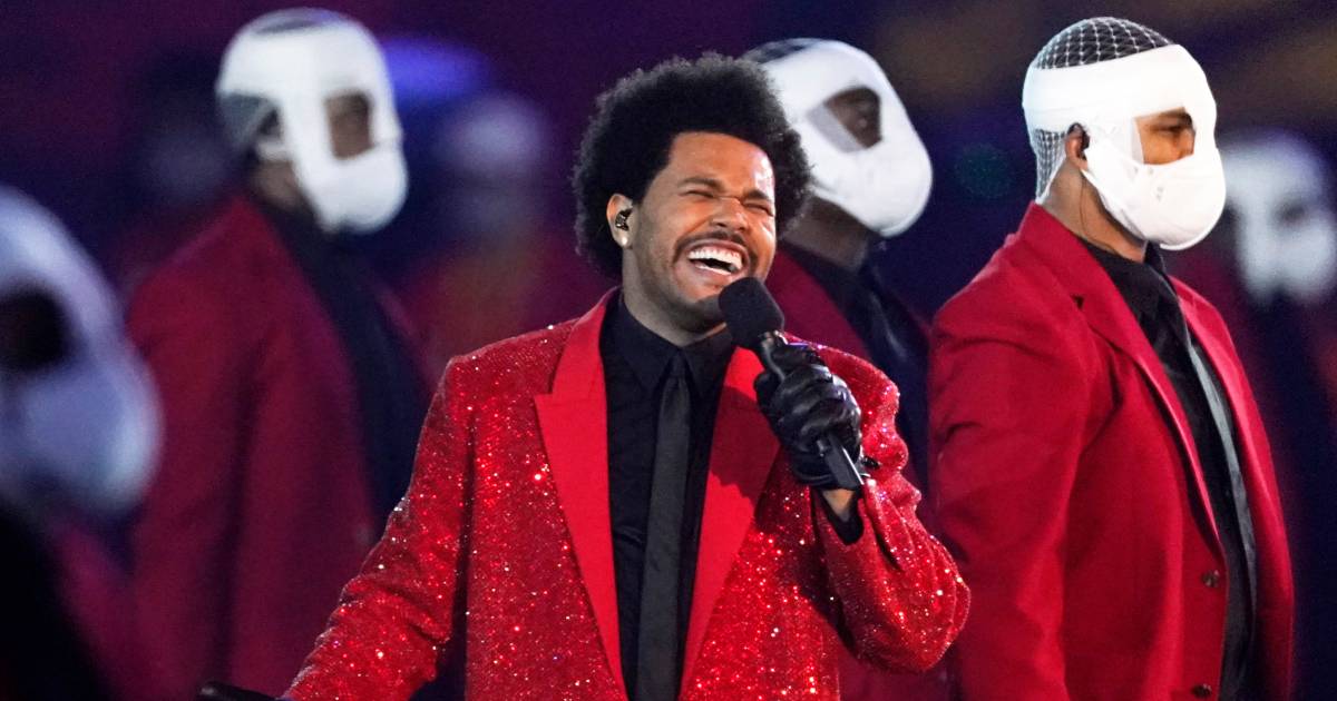 The Weeknd вынужден отложить премьеру своего тура: «Я сломлен» |  Музыка