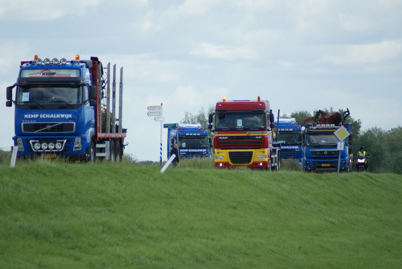 'Alleen maar glunderende gezichten op truckersdag Houten' Foto AD.nl