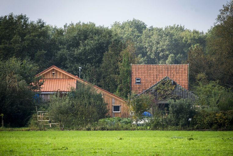 Politie Houdt Ook Vader Van Gezin Ruinerwold Aan Familie Komt Met Verklaring Trouw