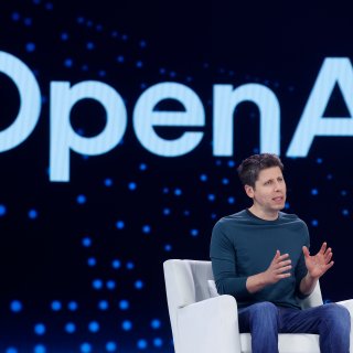 OpenAI loosens the reins again: adults will soon be able to chat erotically with ChatGPT