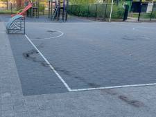 Kind in brand na spelen met vuur op schoolplein in Enschede: traumahelikopter geannuleerd