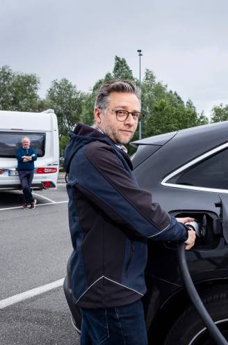 “In de EU zijn er nog zeven miljoen laadpalen nodig”: zal het lukken om tegen 2035 iedereen elektrisch te laten rijden?