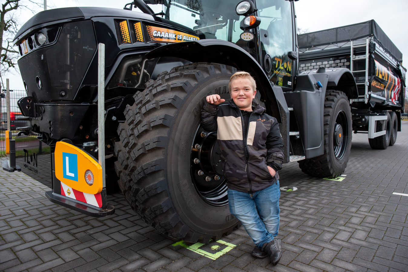 Mathijs is 16 jaar, 1,26 meter lang en maakt zijn droom waar ...