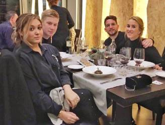 'Diego Armando' Mertens en vrouwlief Kat krijgen Duivels bezoek in Napels