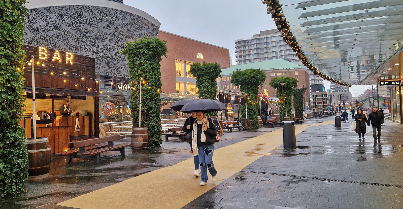 Rotterdam waagt weer een poging met een (kleine) kerstmarkt, maar echt