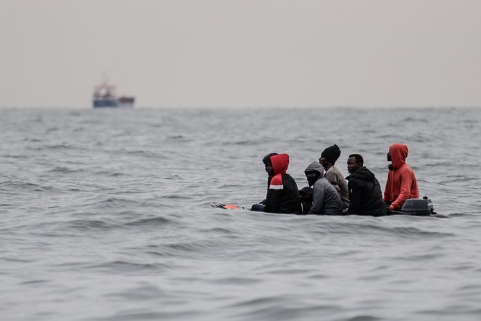 Er arriveerden dit jaar al minstens 2.047 vluchtelingen in meer dan veertig boten in het Verenigd Koninkrijk.