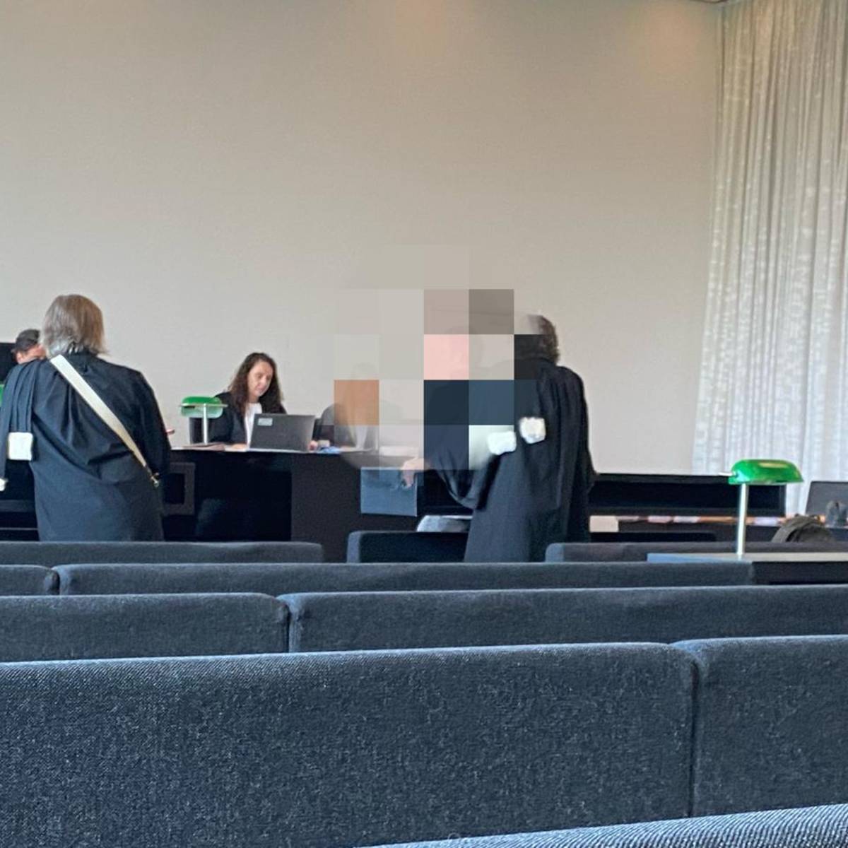 Partner Heeft 1 Jaar Verblijfsvergunning En Is Nu Bij Mij Weg - Privédetective Antwerpen- www.DB-Investigations.be thumbnail