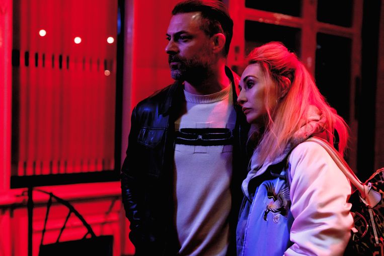 Geert Van Rampelberg en Carice van Houten in 'Red Light' Beeld Streamz
