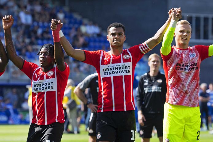 Cody Gakpo met de 'coming men' Johan Bakayoko en keeper Maxime Delanghe.