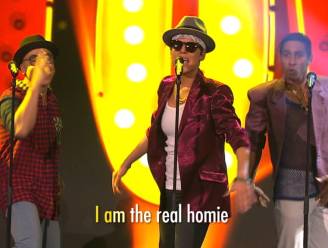 Dansende Senioren Wagen Zich Aan Heerlijke Cover Van Uptown Funk Celebrities Hln Be