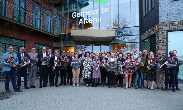 De woensdagavond aangetreden nieuwe gemeenteraad van Altena.