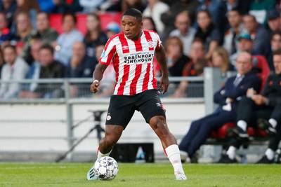 PSV houdt Bergwijn binnenboord, aanvaller verlengt tot 2023