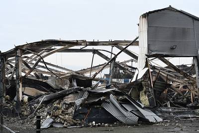 Brand Beugen treft jong en oud bedrijf; ‘Triest, heftig’ en dus een nacht zonder slaap